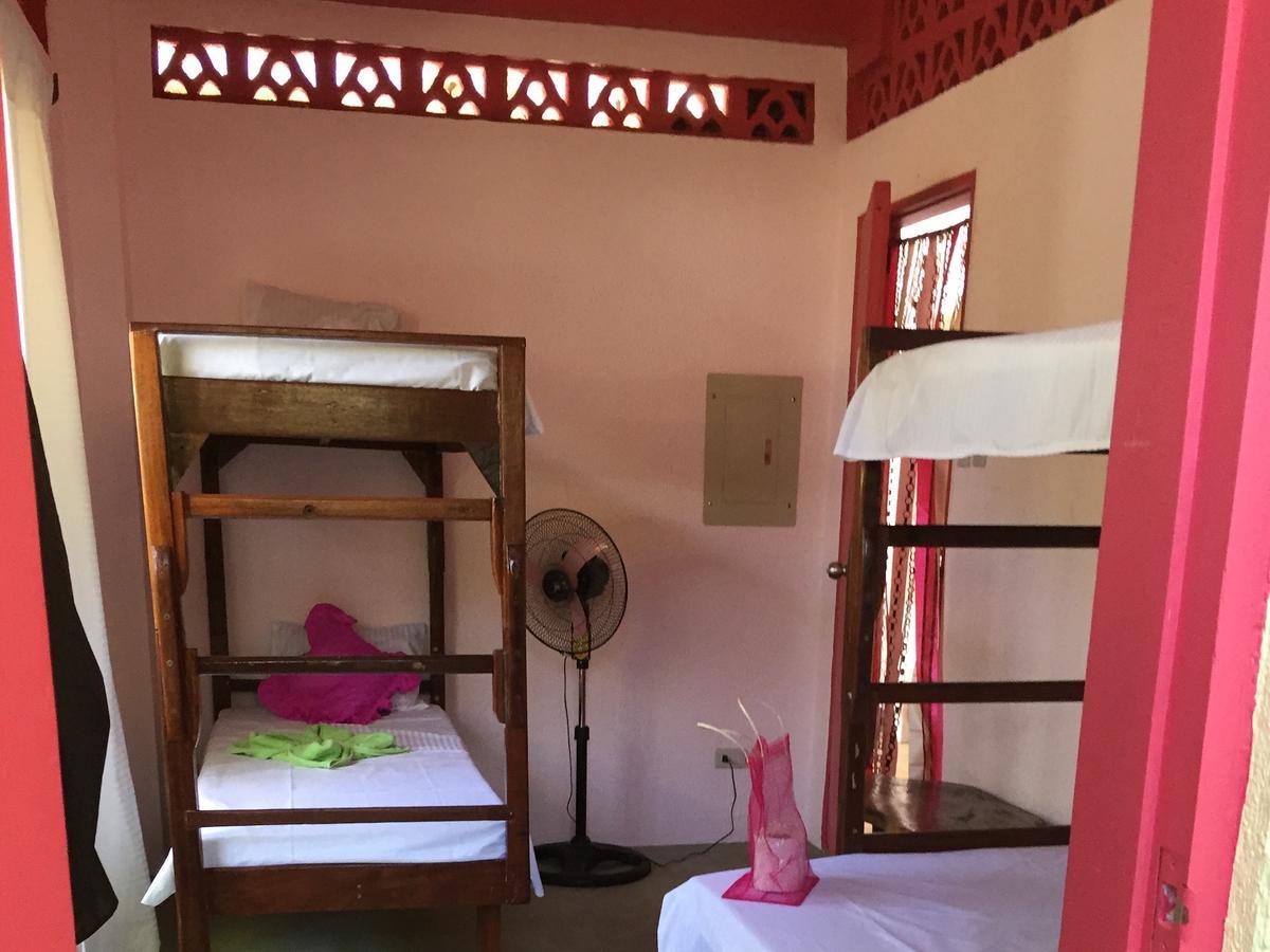 Elternative Hostel El Nido Luaran gambar